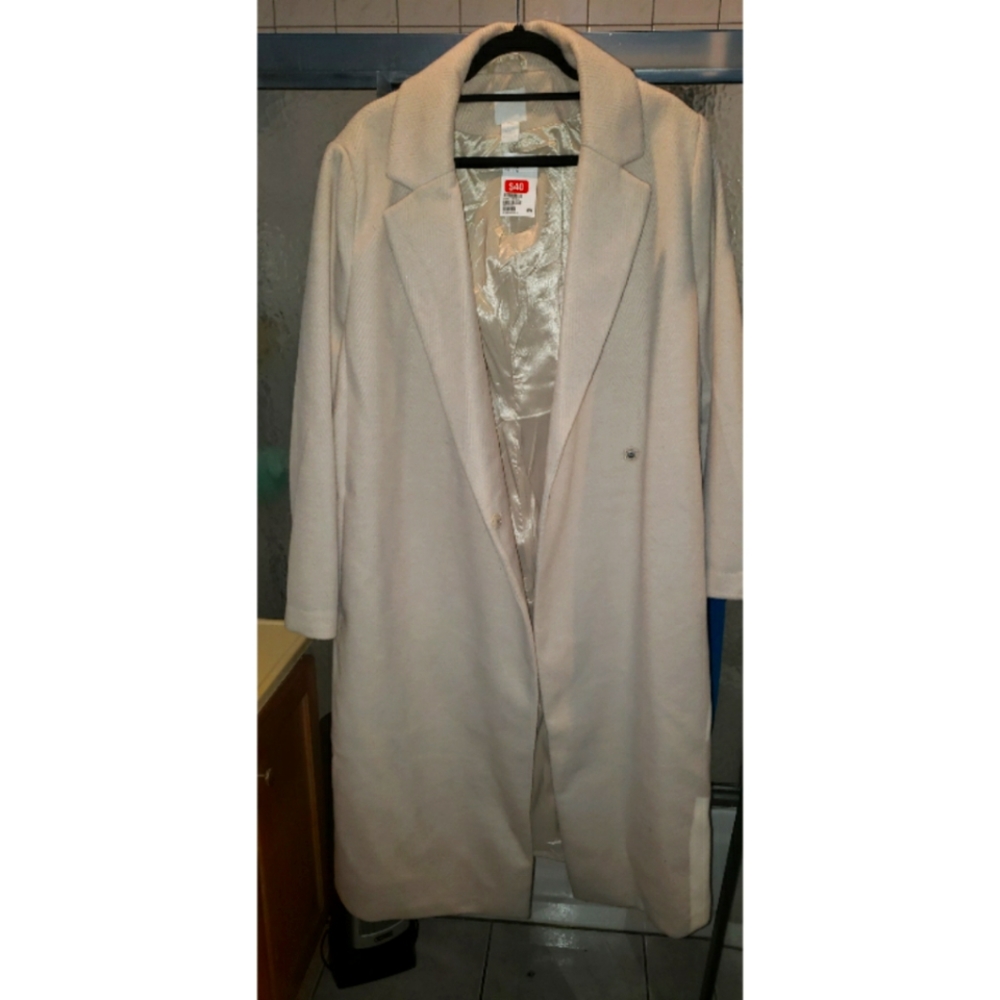 H&M New XXL Beige Herringbone 2 snaps, with belt,  full length coat